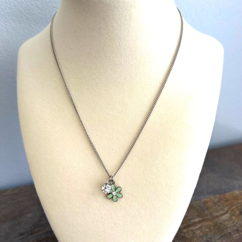 🍭6/$30 Green enamel and rhinestone 1970s hippie necklace on silver tone chain